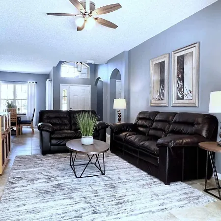 Lovely Spacious 4 Bed Pool Home With Spa-5330Cvl